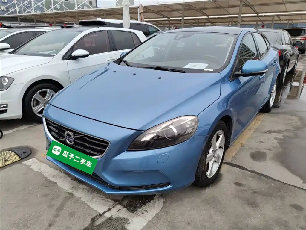 Volvo V40 2016