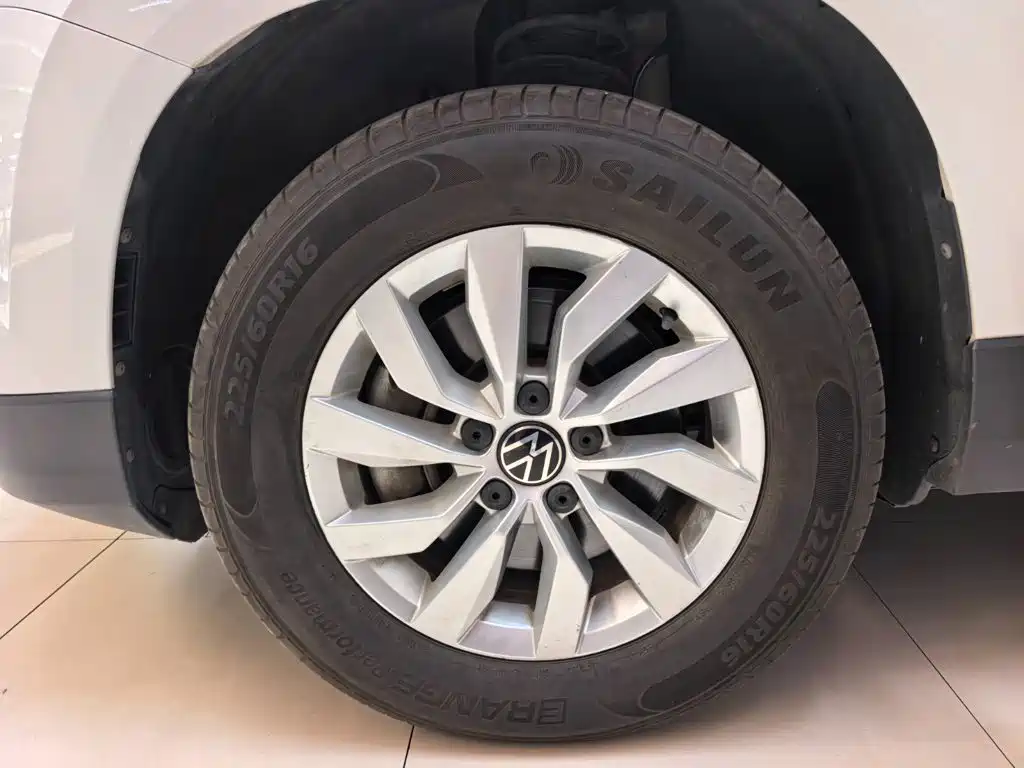 Volkswagen Tharu — миниатюра 15