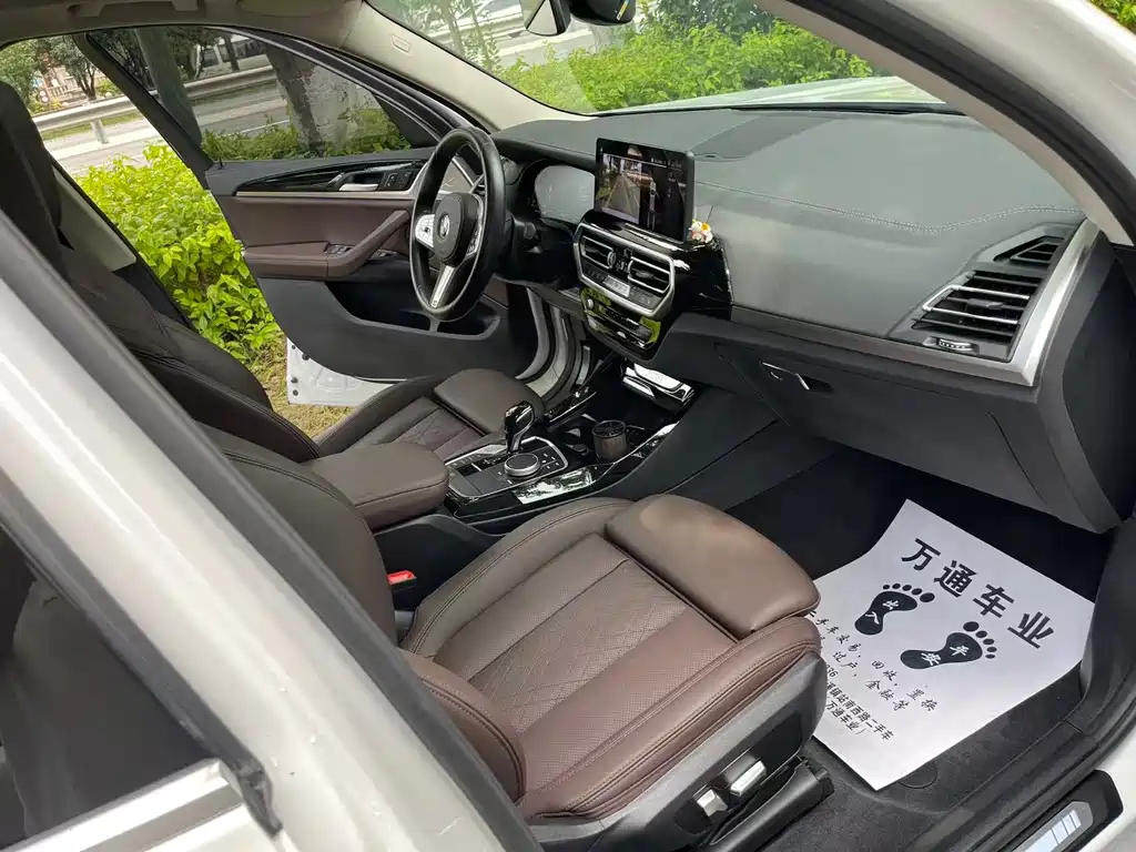 BMW X3 — миниатюра 11