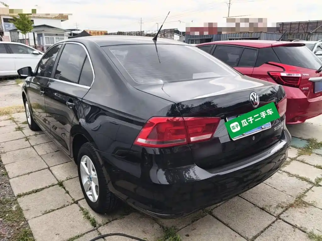 Volkswagen Santana — миниатюра 5
