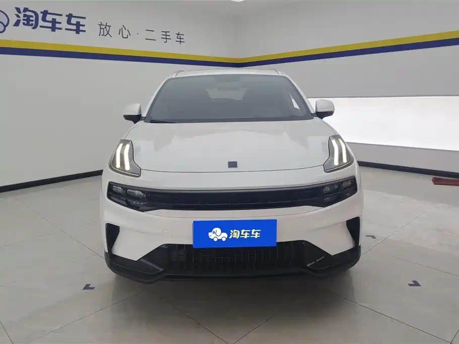 Lynk & Co 06 2023
