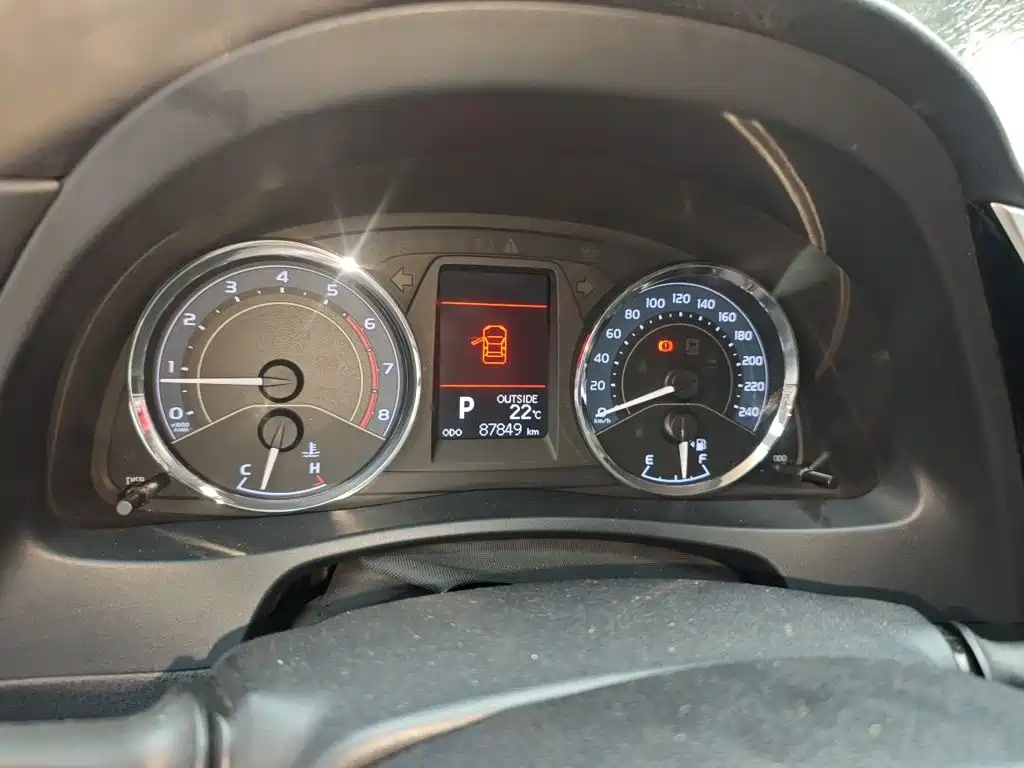 Toyota Corolla — миниатюра 12