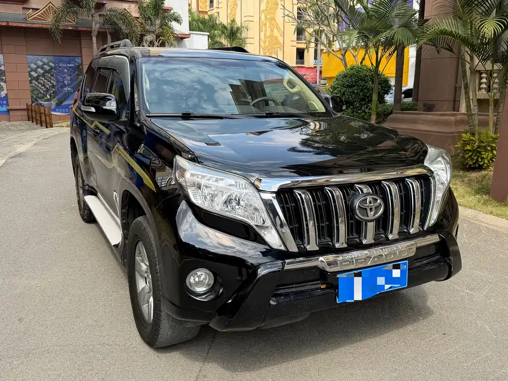Toyota Land Cruiser Prado 2014 2.7L AT Standard