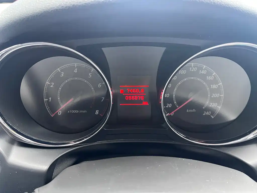 Peugeot 4008 (Import) — миниатюра 9