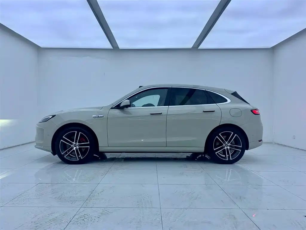 AITO ASK THE WORLD M5