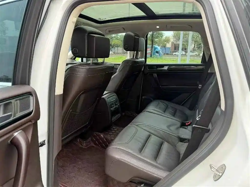 Volkswagen Touareg 2015 3.0TSI