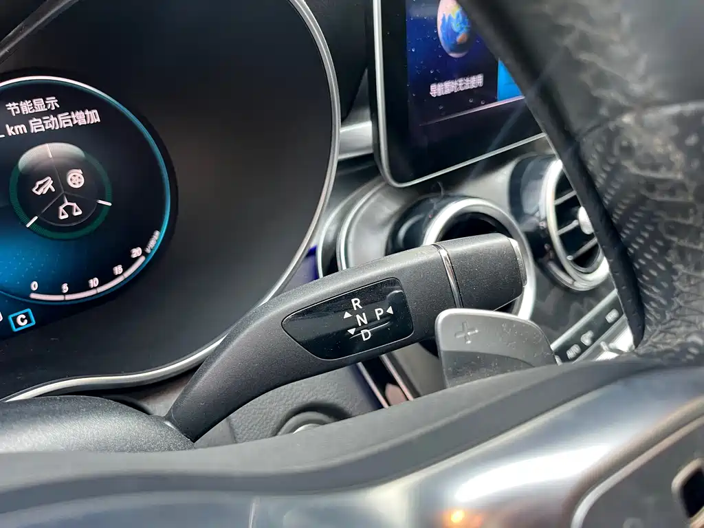 Mercedes-Benz C-Class — миниатюра 16