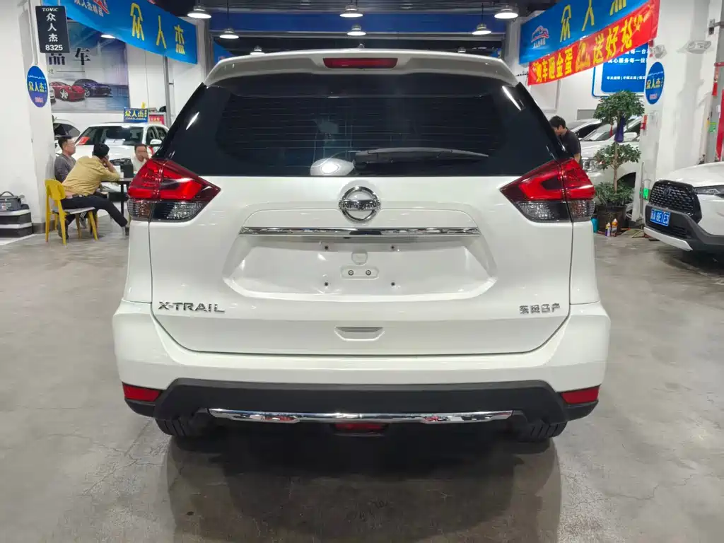 Nissan X-Trail — миниатюра 8