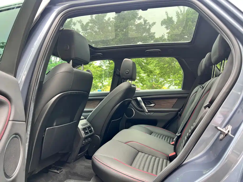 Land Rover Discovery Sport — миниатюра 10
