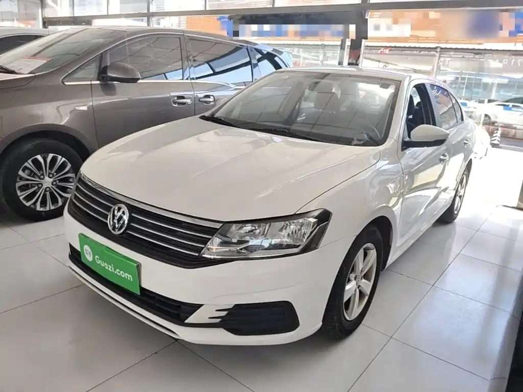 Volkswagen Lavida — миниатюра 2