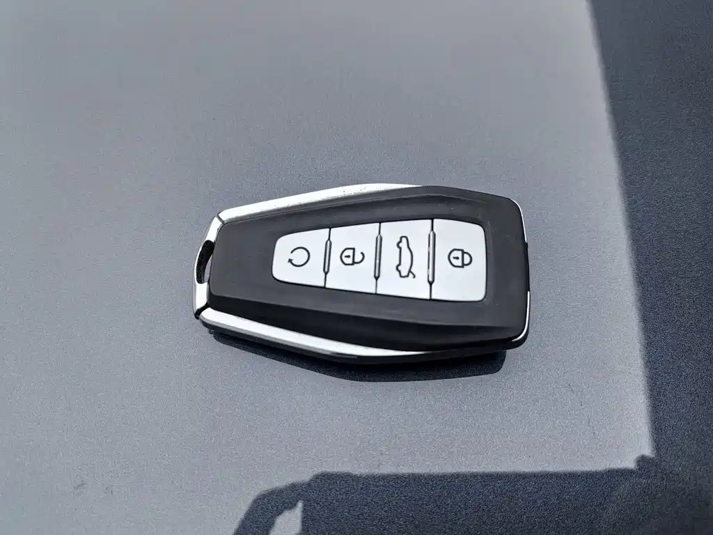Geely Xingyue L — миниатюра 19