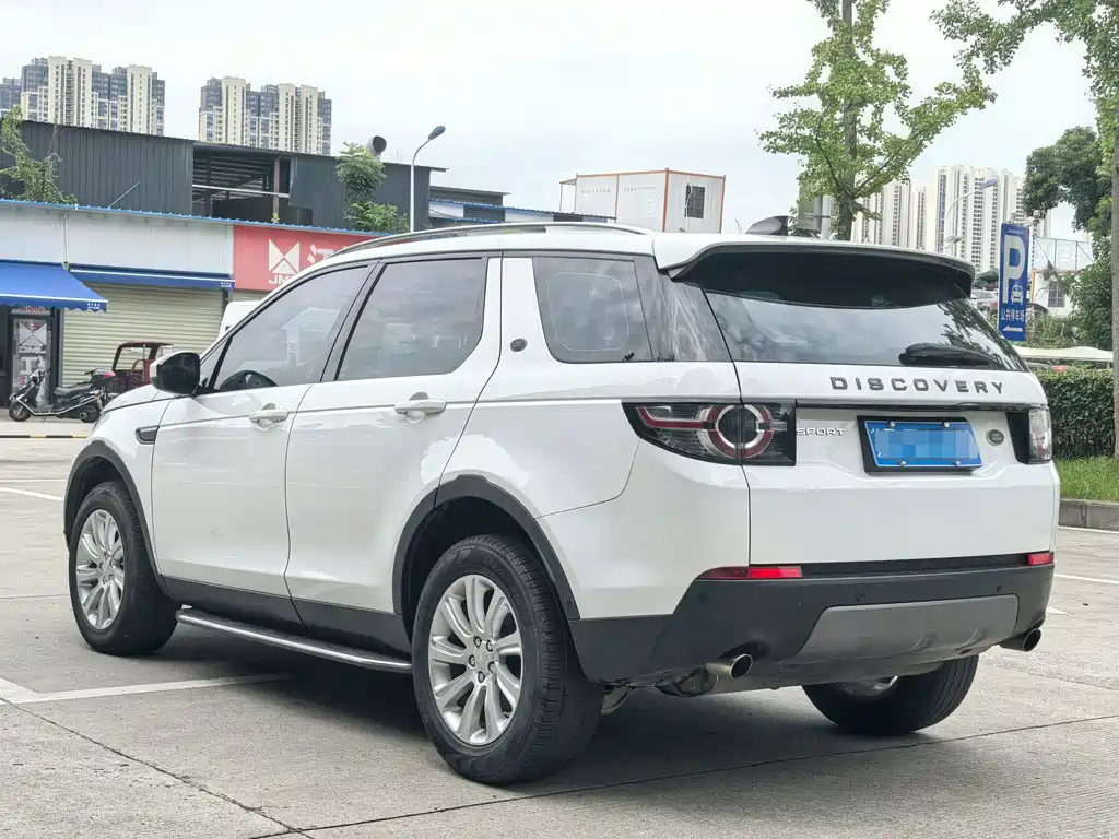 Land Rover Discovery Sport — миниатюра 4