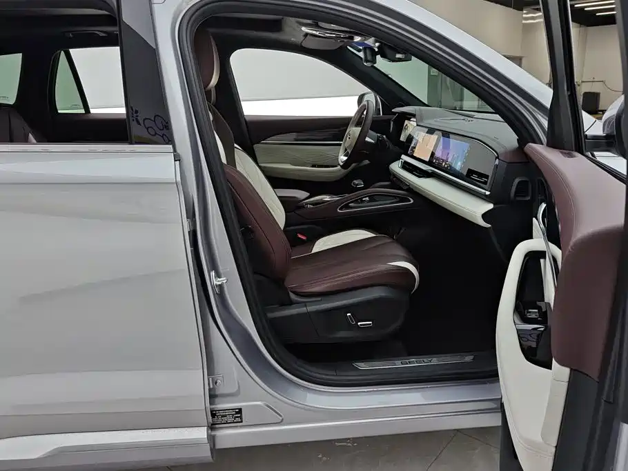 Geely Xingyue L — миниатюра 8