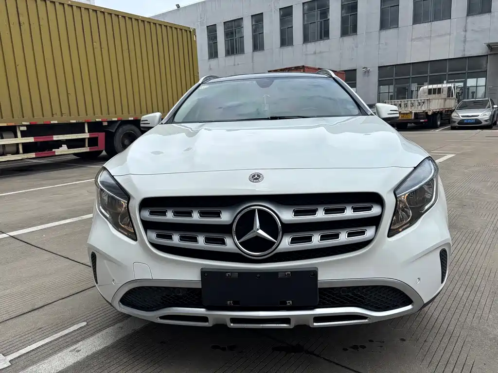 Mercedes-Benz GLA — миниатюра 2