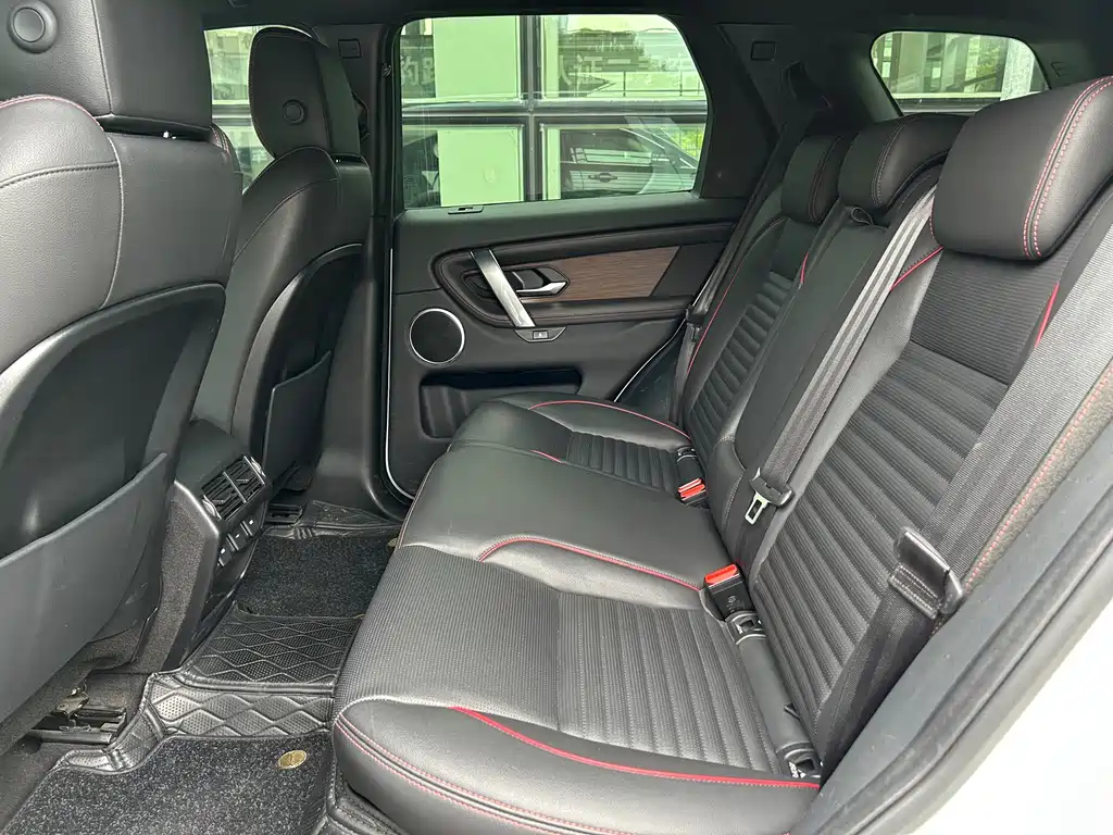 LAND ROVER DISCOVER SPORTS