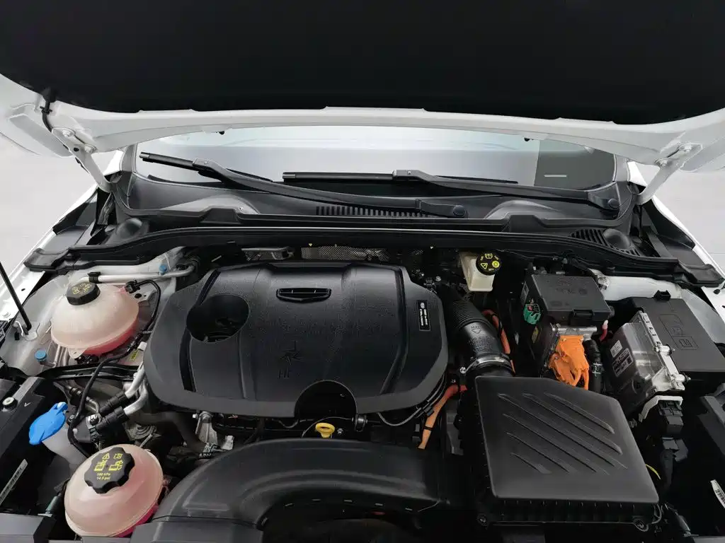 Geely L HiP — миниатюра 6