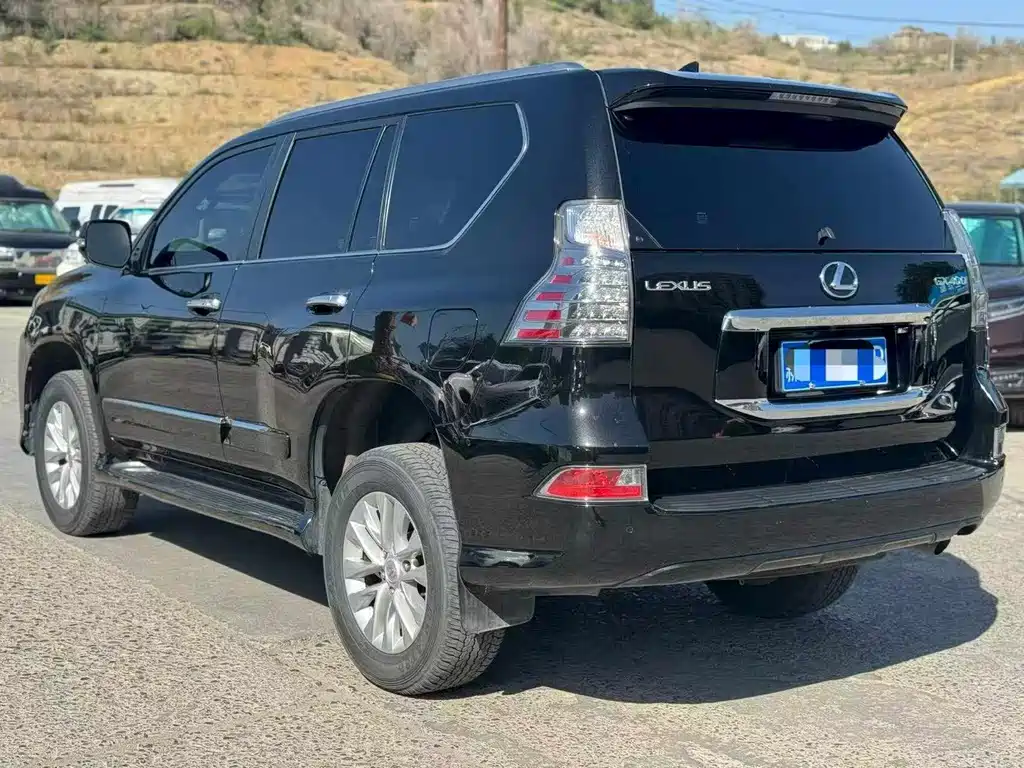 Lexus GX — миниатюра 7