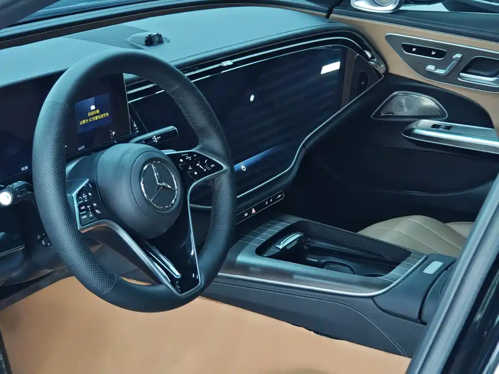 Mercedes-Benz E-Class E 2024 E 300 L Luxury