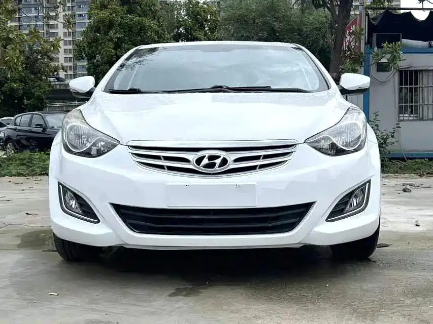 Hyundai Elantra Langdong — миниатюра 2