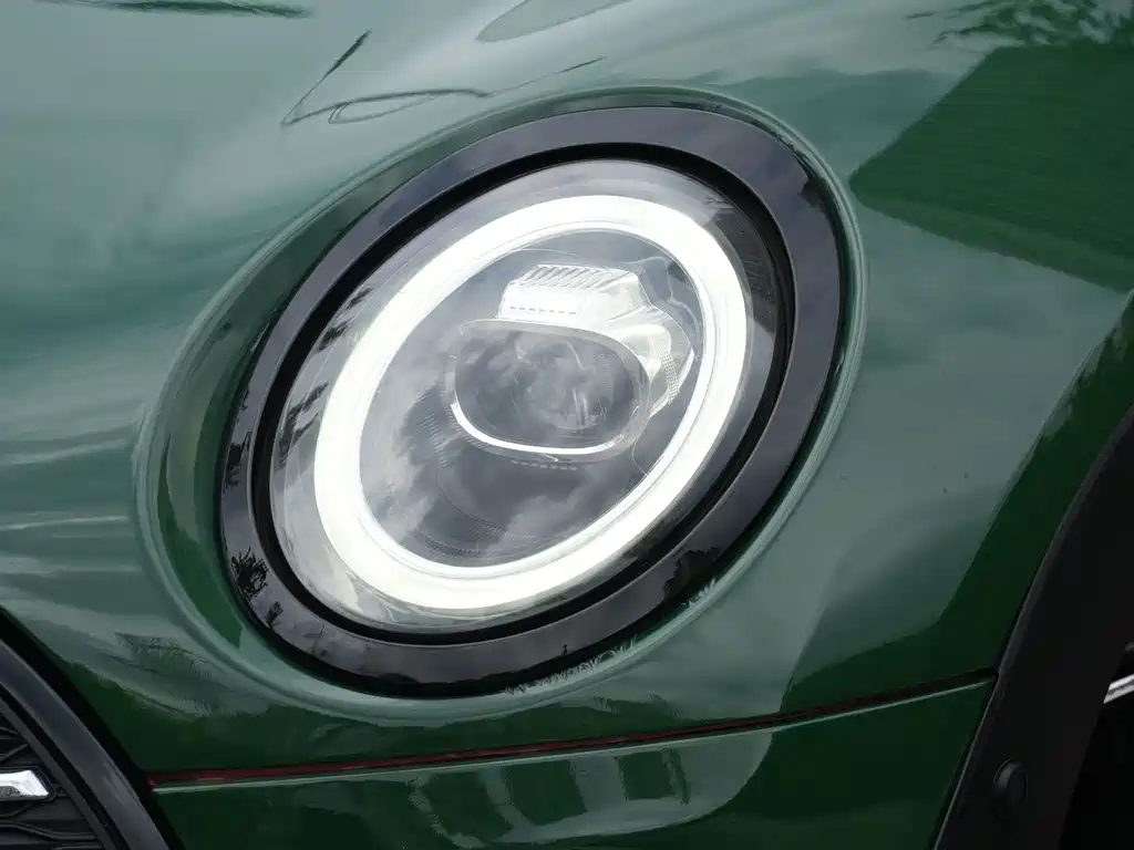 MINI Mini Clubman — миниатюра 7