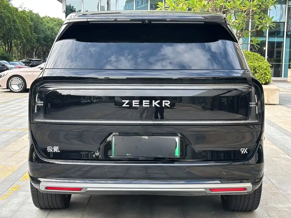 Zeekr 9X — миниатюра 18