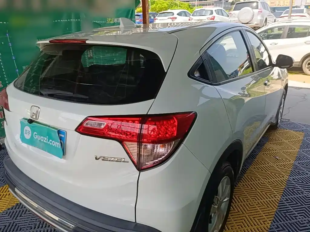 Honda Vezel — миниатюра 7