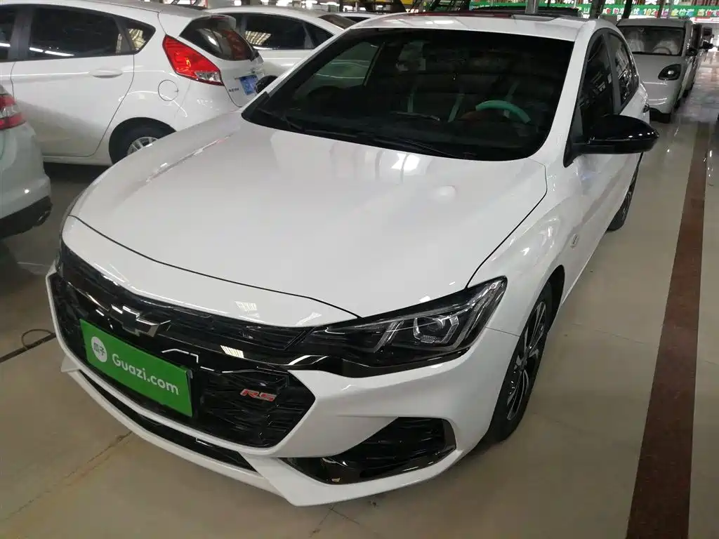 CHEVROLET CRUZE
