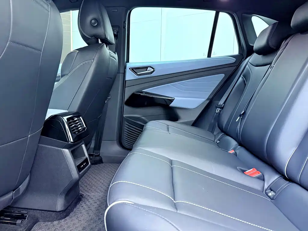 Volkswagen ID.4 X — миниатюра 10