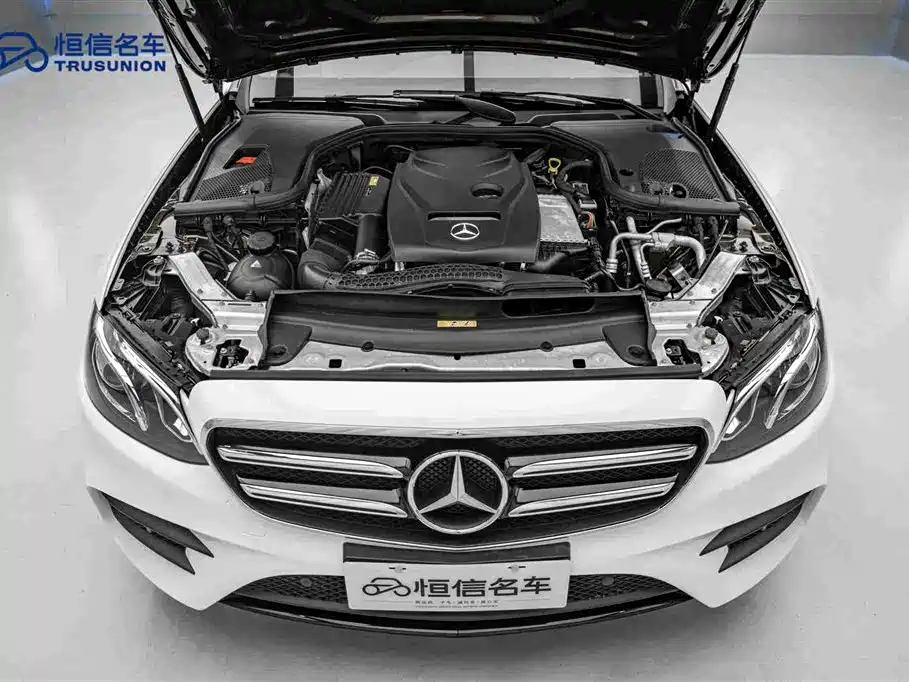 Mercedes-Benz E-Class — миниатюра 21