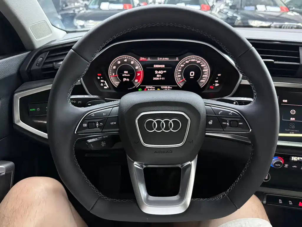 Audi Q3 — миниатюра 14