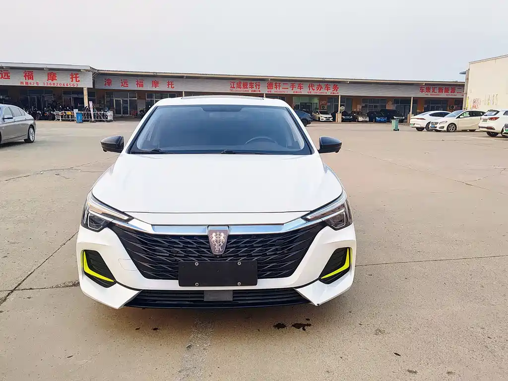 Roewe i6 MAX New Energy — миниатюра 2