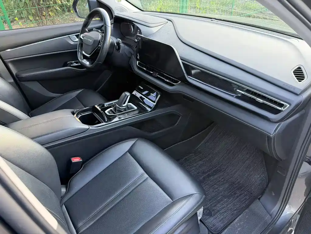 Wuling Victory — миниатюра 20