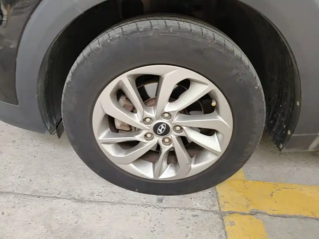 Hyundai Tucson — миниатюра 23