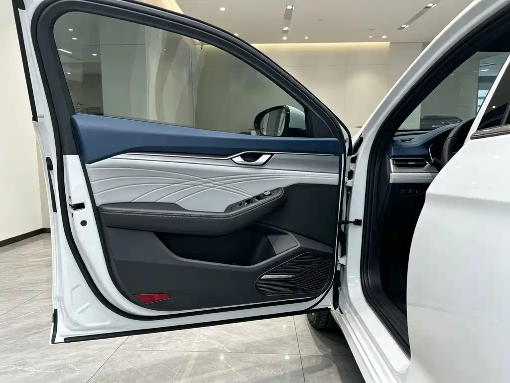 Geely Xingrui — миниатюра 8