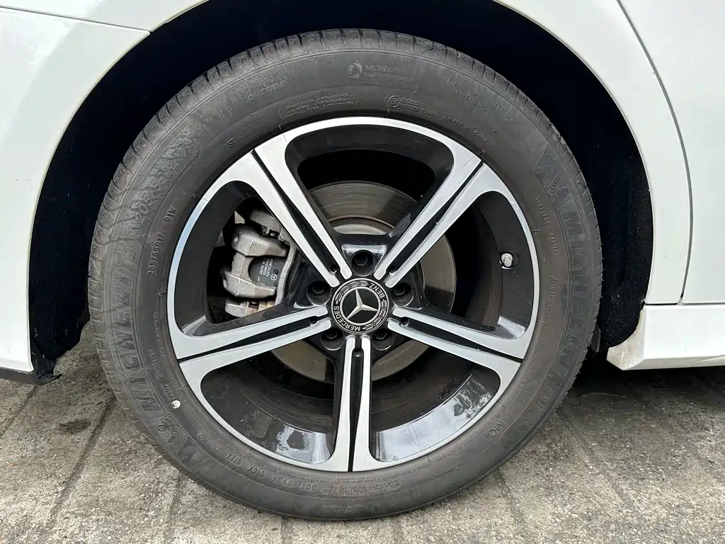 Mercedes-Benz A-Class — миниатюра 12