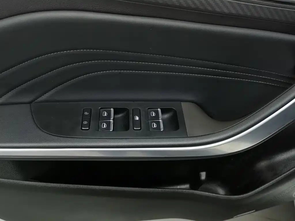 Chery Tiggo 3x — миниатюра 9