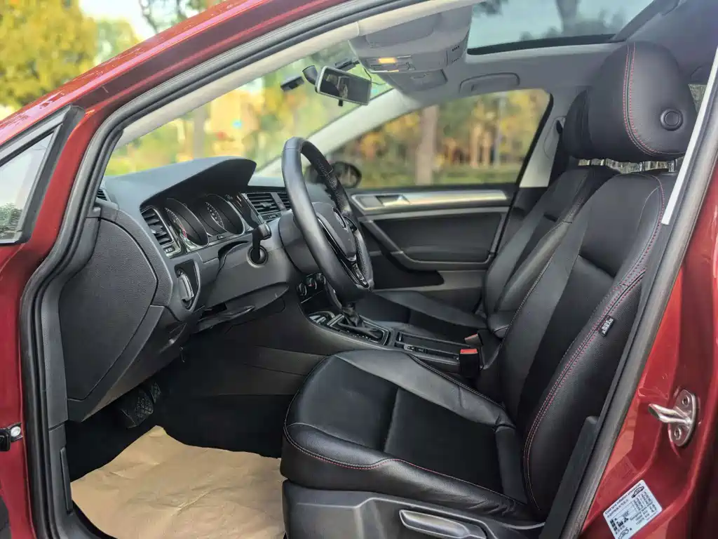 Volkswagen Golf — миниатюра 15