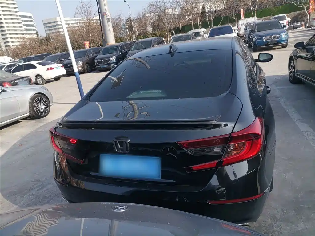 Honda Accord 2018 260TURBO Elite VI