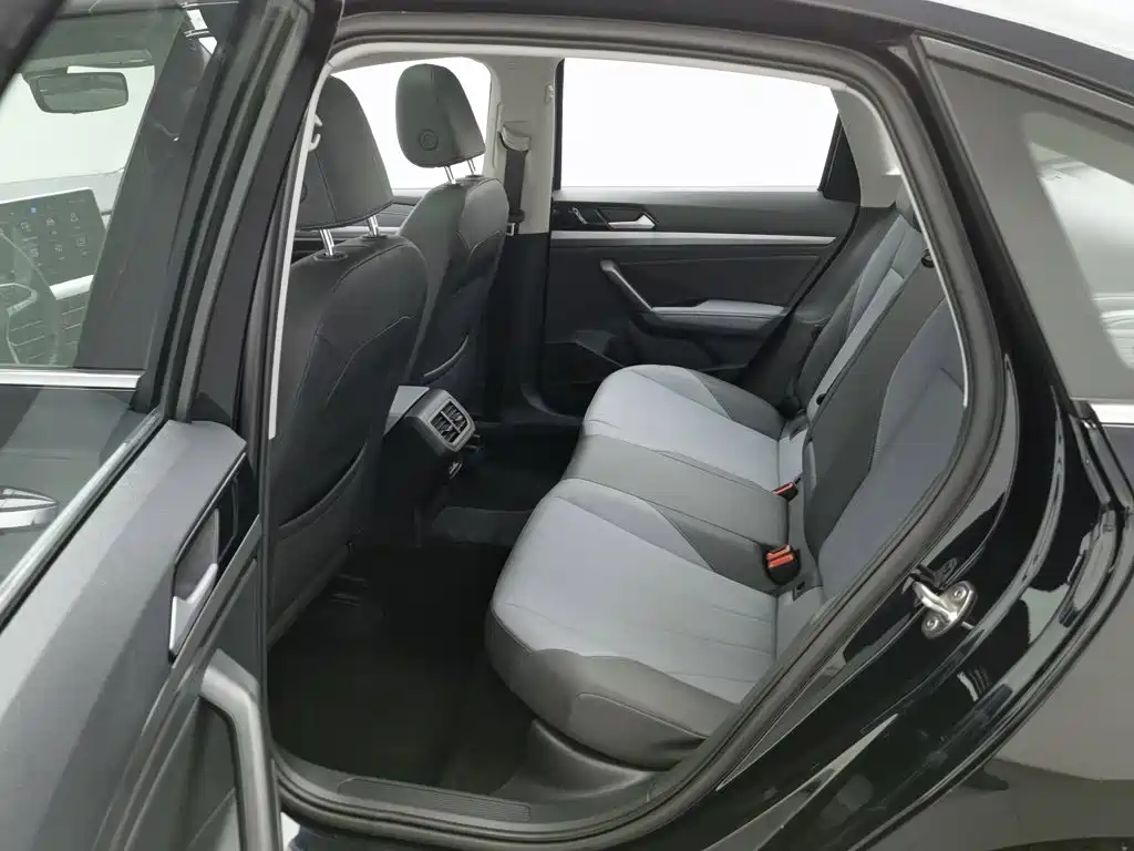 Volkswagen Lavida — миниатюра 15