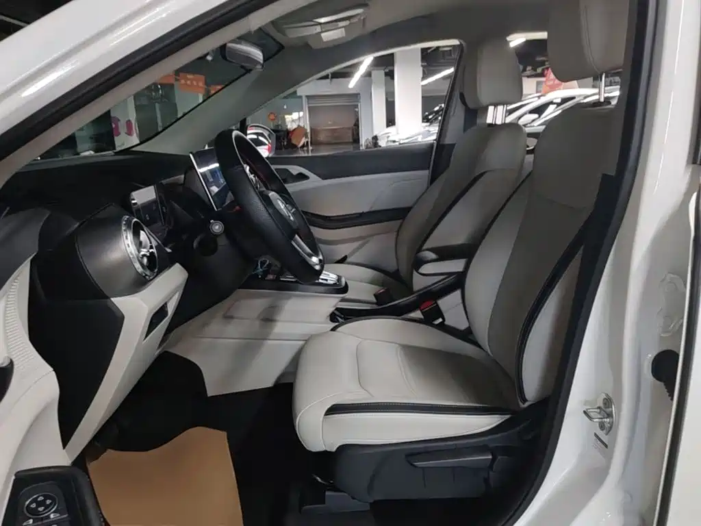 BYD Yuan Pro — миниатюра 15