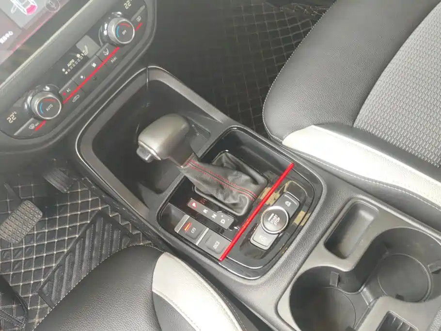 Qoros Qoros 5 — миниатюра 15