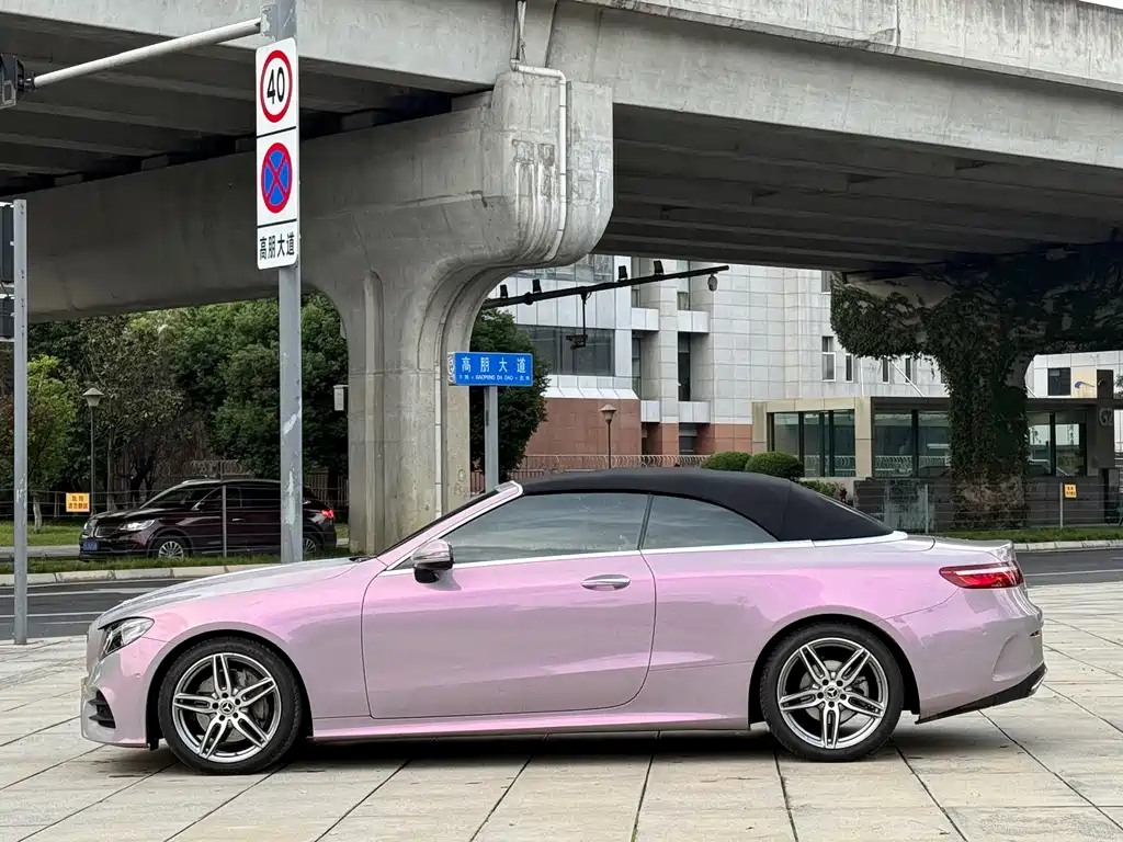 MERCEDES-BENZ E CLASS