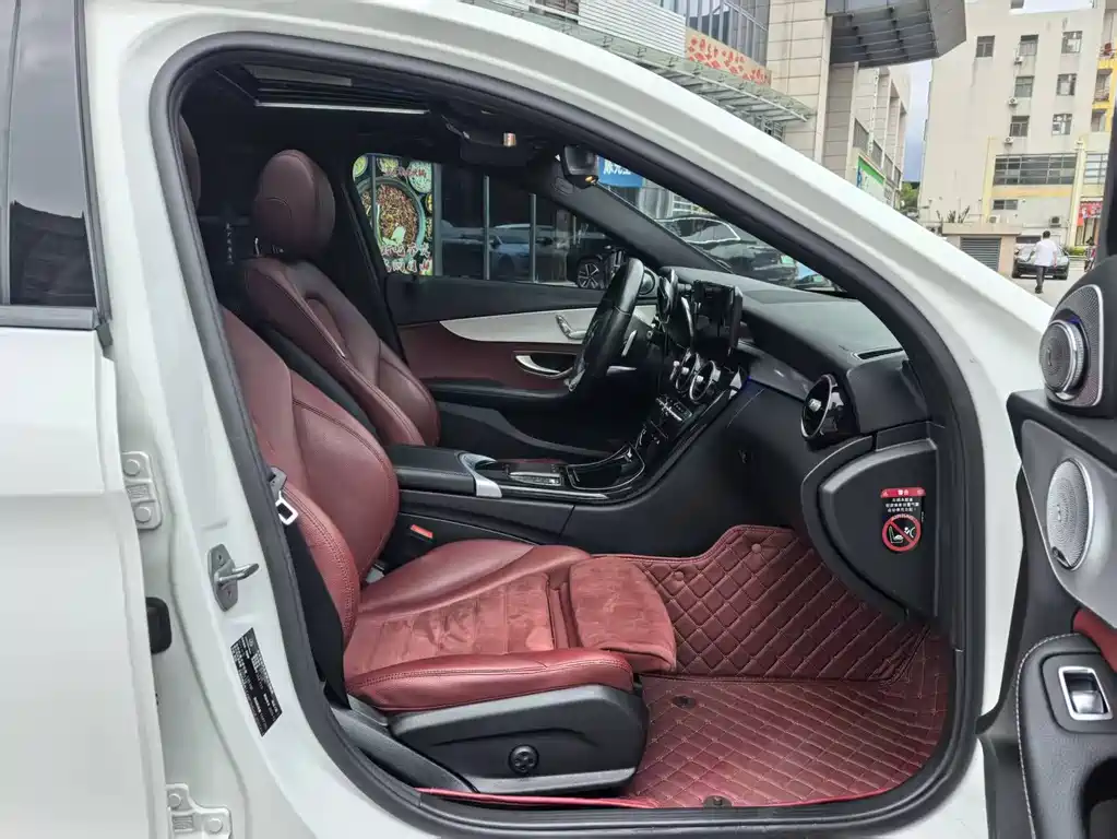 MERCEDES-BENZ C CLASS