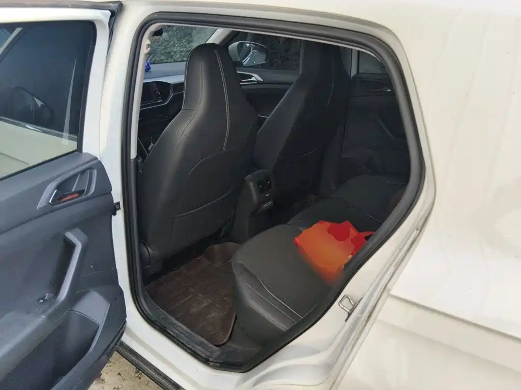 Volkswagen T-Cross — миниатюра 18