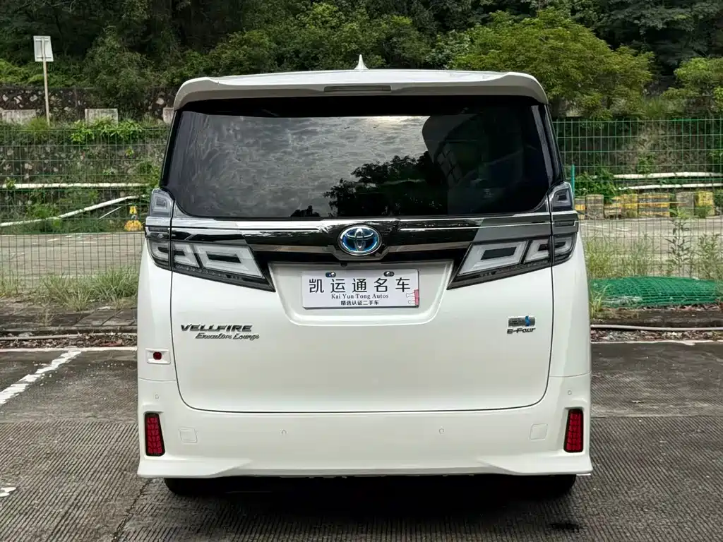 Toyota Vellfire — фотографии объявления, Фото 11