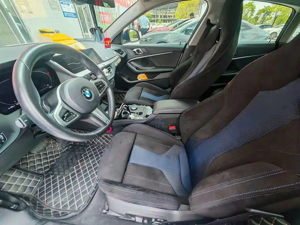 BMW 2 Series (Import) — миниатюра 7