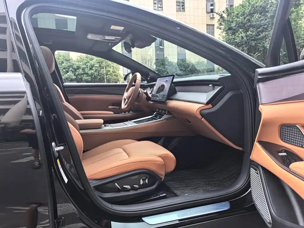 BYD Хань Ли — миниатюра 7