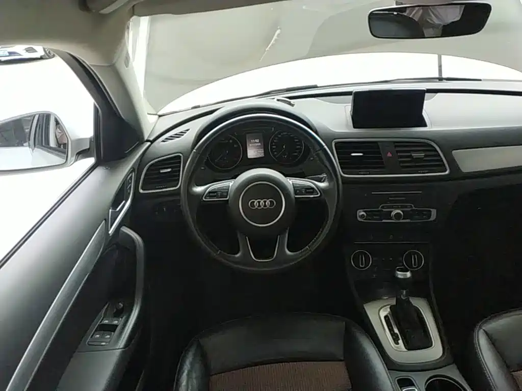 Audi Q3 — миниатюра 11