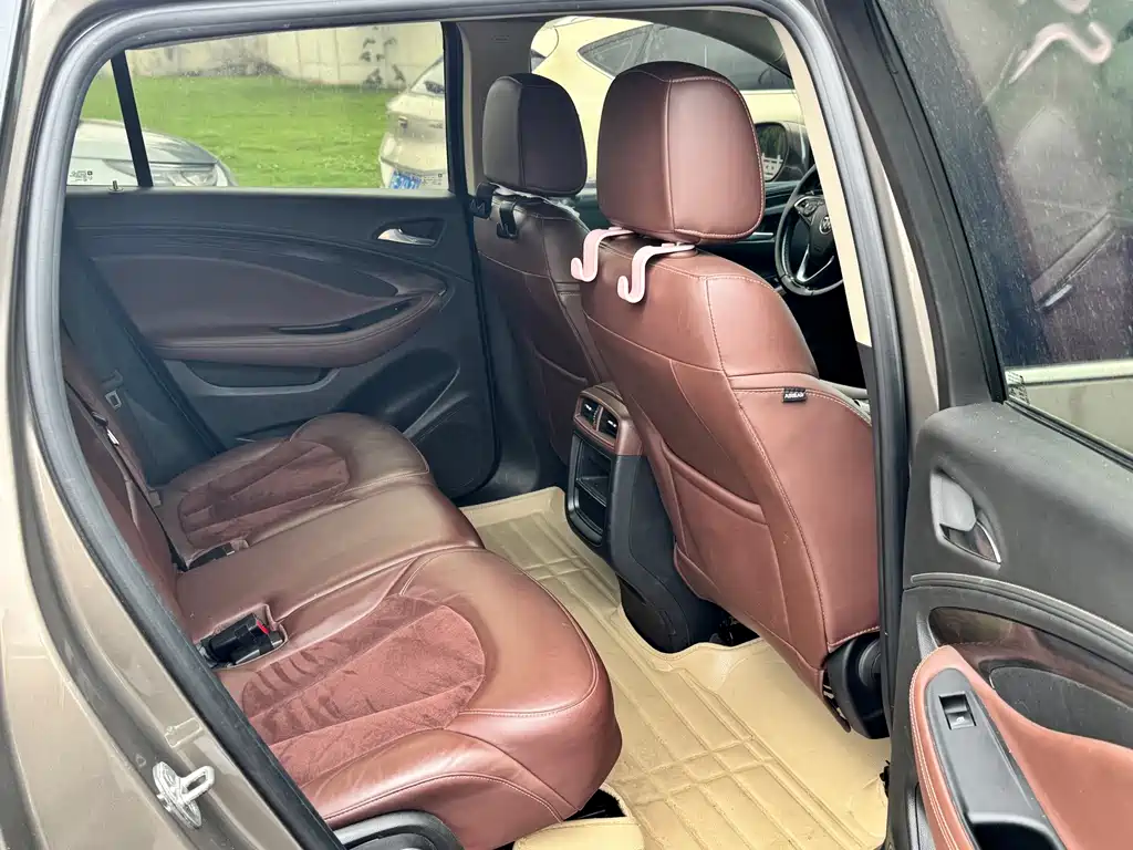 Buick Envision Plus — миниатюра 10