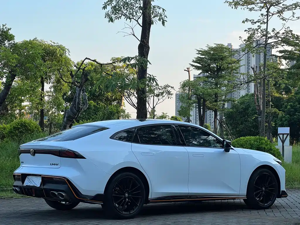 Changan UNI-V — миниатюра 21